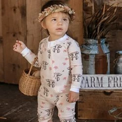 Best Sale ❤️ Burt's Bees Baby Baby 👧 Girls' Pajamas, Zip Front Non-Slip Footed Sleeper Pjs, 100% Organic Cotton Sunny Wildflower ✔️ -Sleepwear & Robes Sales 51CYoA0ljsL